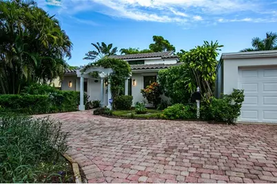 1806 NE 22nd Ter, Fort Lauderdale, FL 33305 - Photo 2