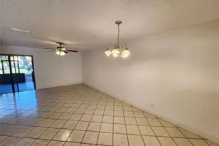 9421 NW 15th St, Pembroke Pines, FL 33024 - Photo 4