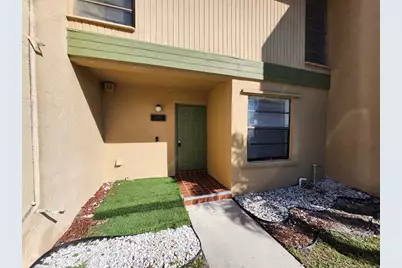 9421 NW 15th Street, Hollywood, FL 33024 - Photo 2