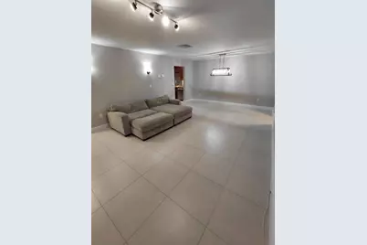 313 SE 4th Terrace, Dania Beach, FL 33004 - Photo 4