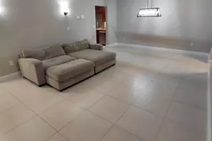 313 SE 4th Terrace, Dania Beach, FL 33004 - Photo 4