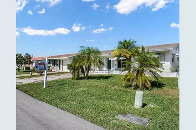 4621 NW 46th St, Tamarac, FL 33319 - Photo 14