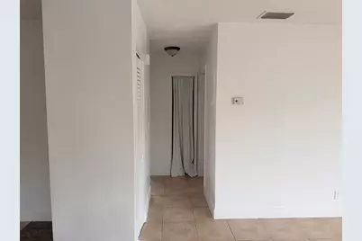 600 S Luna Ct, Unit #28, Hollywood, FL 33021 - Photo 6