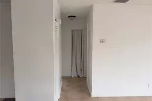 600 S Luna Ct, Hollywood, FL 33021 - Photo 6