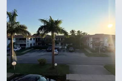 600 S Luna Ct, Unit #28, Hollywood, FL 33021 - Photo 16