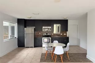 600 S Luna Ct, Hollywood, FL 33021 - Photo 1