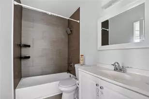 3930 Crystal Lake Dr, Deerfield Beach, FL 33064 - Photo 18