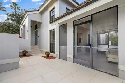 579  Prestwick Cir, Unit #2, Palm Beach Gardens, FL 33418 - Photo 24