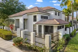 579 Prestwick Cir, Palm Beach Gardens, FL 33418 - Photo 26