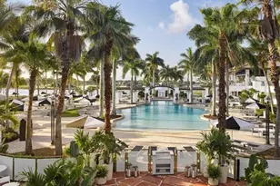 579 Prestwick Cir, Palm Beach Gardens, FL 33418 - Photo 38