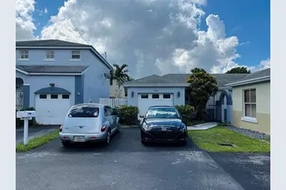 4345 SW 72nd Ter, Davie, FL 33314 - Photo 2