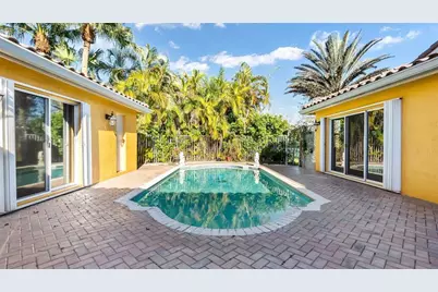 19820 SW 7th Place, Hollywood, FL 33029 - Photo 8