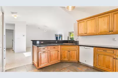 19820 SW 7th Place, Hollywood, FL 33029 - Photo 22