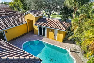 19820 SW 7th Pl, Pembroke Pines, FL 33029 - Photo 6