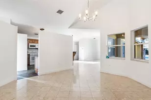 19820 SW 7th Pl, Hollywood, FL 33029 - Photo 16