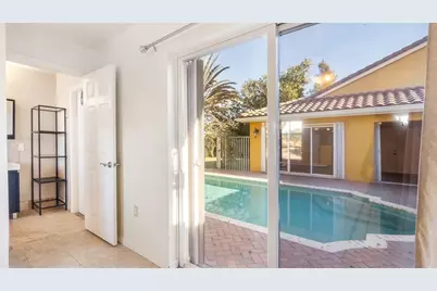 19820 SW 7th Pl, Pembroke Pines, FL 33029 - Photo 44