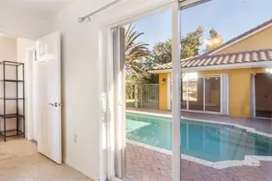 19820 SW 7th Pl, Pembroke Pines, FL 33029 - Photo 44