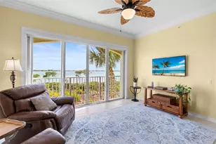 21 Harbour Isle Dr Unit, Fort Pierce, FL 34949 - Photo 6