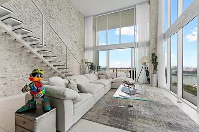 1040  Biscayne Blvd, Unit #2101, Miami, FL 33132 - Photo 10