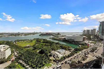 1040  Biscayne Blvd, Unit #2101, Miami, FL 33132 - Photo 16