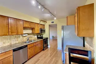 2801 NE 183rd St, Aventura, FL 33160 - Photo 10