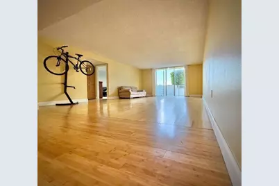 2801 NE 183rd St, Unit #202W, Aventura, FL 33160 - Photo 2