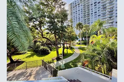 2801 NE 183rd St, Unit #202W, Aventura, FL 33160 - Photo 18