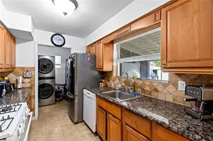 9174 N Military Trl, Palm Beach Gardens, FL 33410 - Photo 10