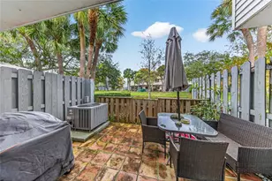 127 SW 3rd St, Pompano Beach, FL 33060 - Photo 20