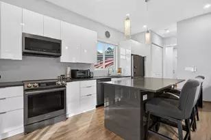 119 S Cortez Dr, Margate, FL 33068 - Photo 2