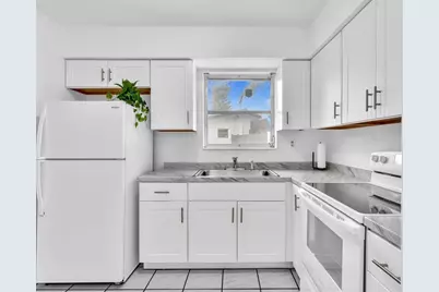 7971 NW 16th St, Pembroke Pines, FL 33024 - Photo 10