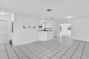 7971 NW 16th St, Pembroke Pines, FL 33024 - Photo 4