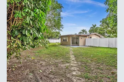 7971 NW 16th St, Pembroke Pines, FL 33024 - Photo 20