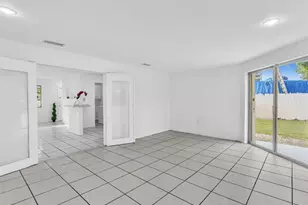 7971 NW 16th St, Pembroke Pines, FL 33024 - Photo 12