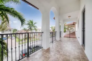 8362 NW 39th Ct, Pembroke Pines, FL 33024 - Photo 20