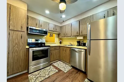 3070  Holiday Springs Blvd, Unit #203, Margate, FL 33063 - Photo 6