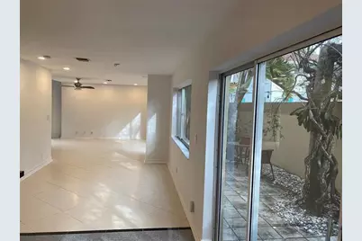 101 SE 15th Ave, Unit #E, Fort Lauderdale, FL 33301 - Photo 18