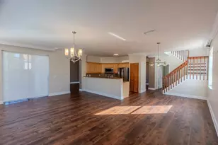 19431 SW 2nd St, Pembroke Pines, FL 33029 - Photo 8