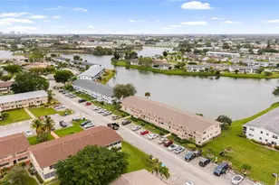 174 Chatham I, West Palm Beach, FL 33417 - Photo 2