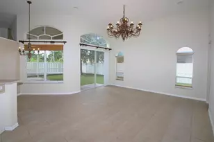 2178 NW 141st Ave, Pembroke Pines, FL 33028 - Photo 12