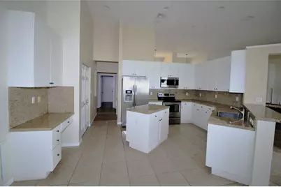 2178 NW 141st Ave, Pembroke Pines, FL 33028 - Photo 6