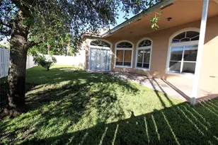 2178 NW 141st Ave, Pembroke Pines, FL 33028 - Photo 4