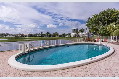 2500 NE 48th Ln, Unit #609, Fort Lauderdale, FL 33308 - Photo 4