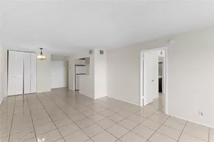 2017 NW 46th Ave, Lauderhill, FL 33313 - Photo 18