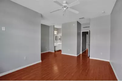 3021 NW 30th Ave, Oakland Park, FL 33311 - Photo 8