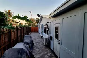 4153 NW 47th Terrace, Lauderdale Lakes, FL 33319 - Photo 26