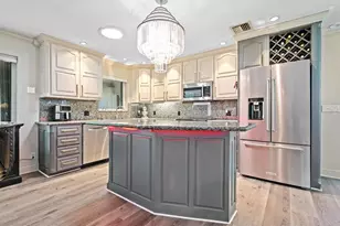 1617 Poinsettia Dr, Fort Lauderdale, FL 33305 - Photo 6