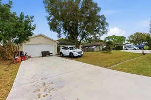 1258 SW Cynthia St, Port Saint Lucie, FL 34983 - Photo 4