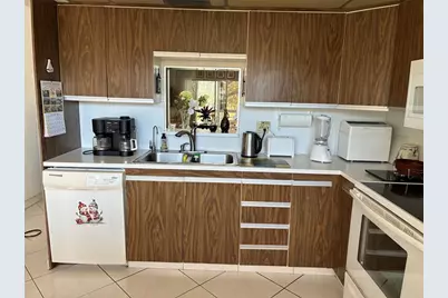 2304  Lucaya Ln, Unit #D3, Coconut Creek, FL 33066 - Photo 6