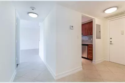 950  Ponce De Leon Rd, Unit #408, Boca Raton, FL 33432 - Photo 18
